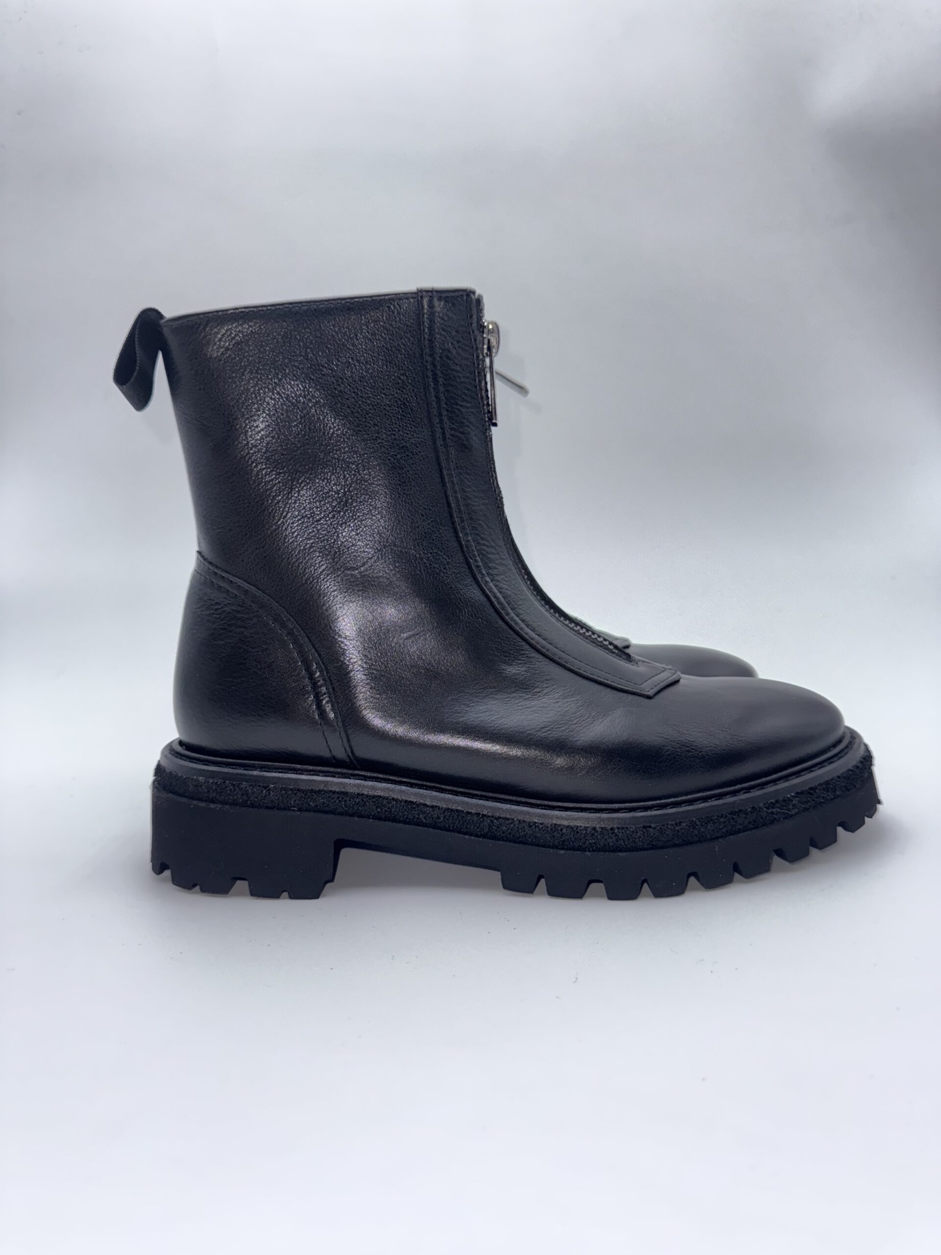 BOTÍN NEGRO